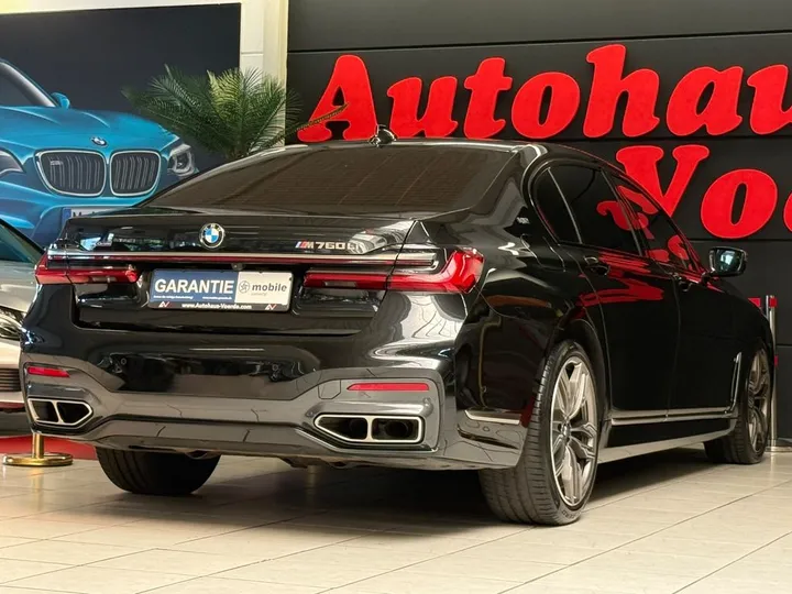 BMW M760