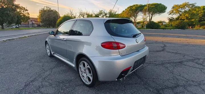 Alfa Romeo 147