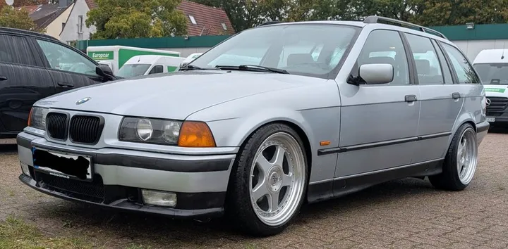 BMW 318