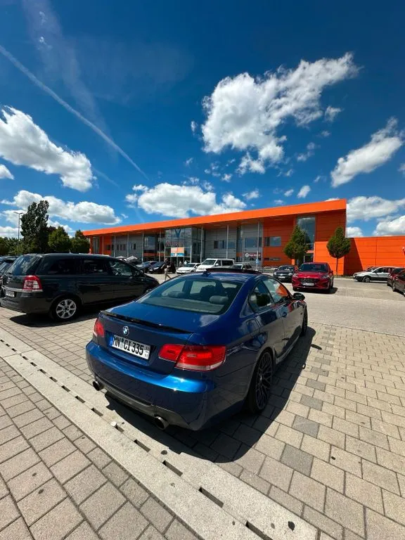 BMW 335