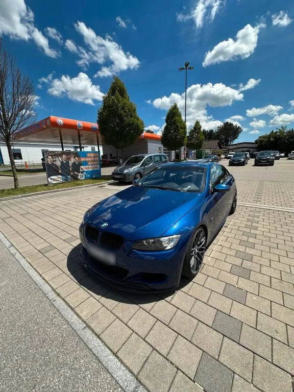 BMW 335