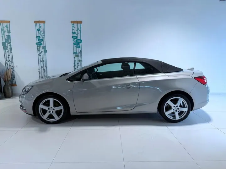 Opel Cascada