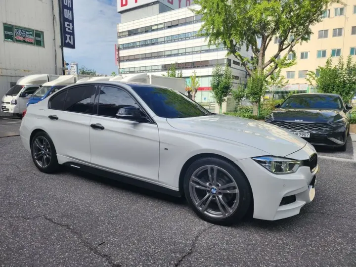 BMW 3-Series