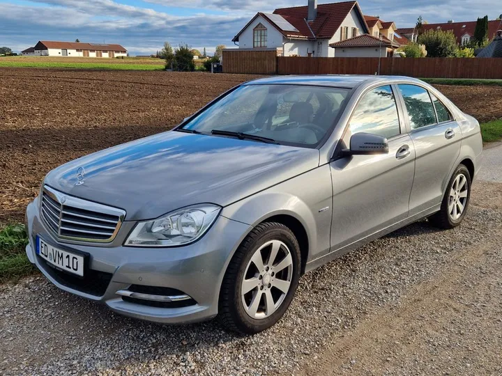 Mercedes-Benz C 180