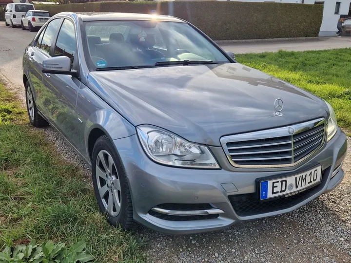 Mercedes-Benz C 180