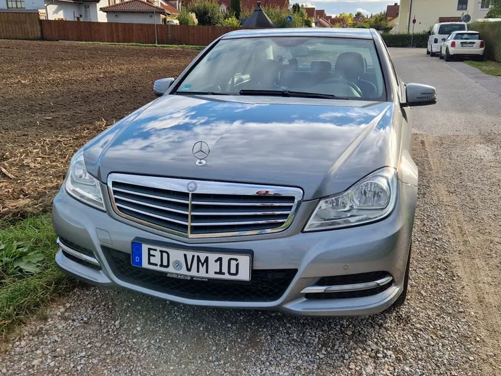 Mercedes-Benz C 180