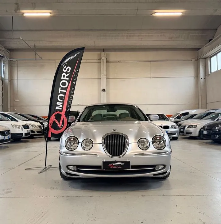 Jaguar S-Type