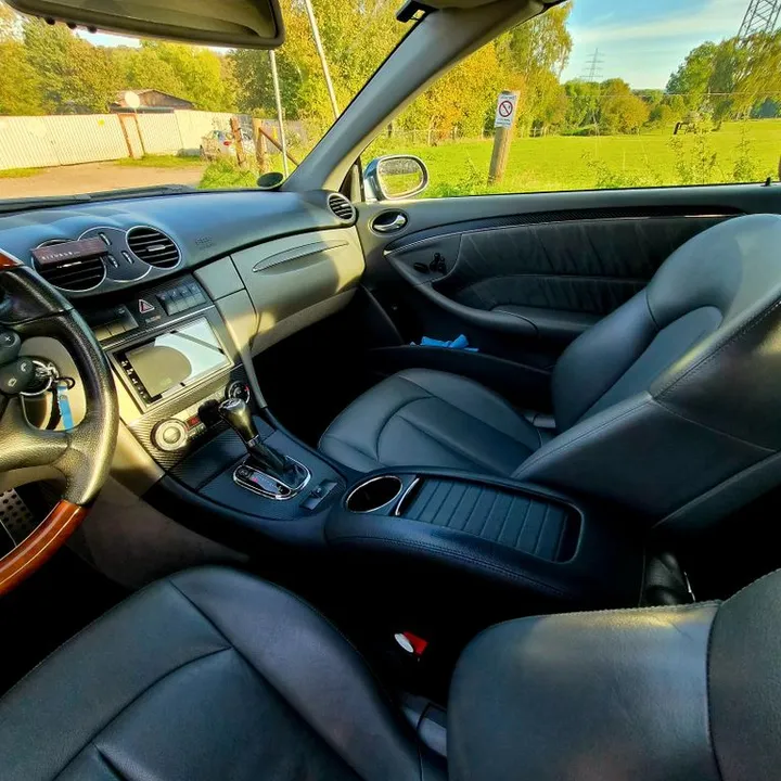 Mercedes-Benz CLK 500