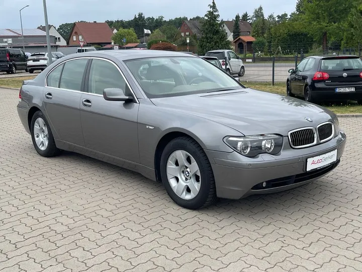 BMW 735