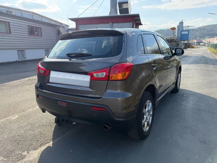 Mitsubishi ASX