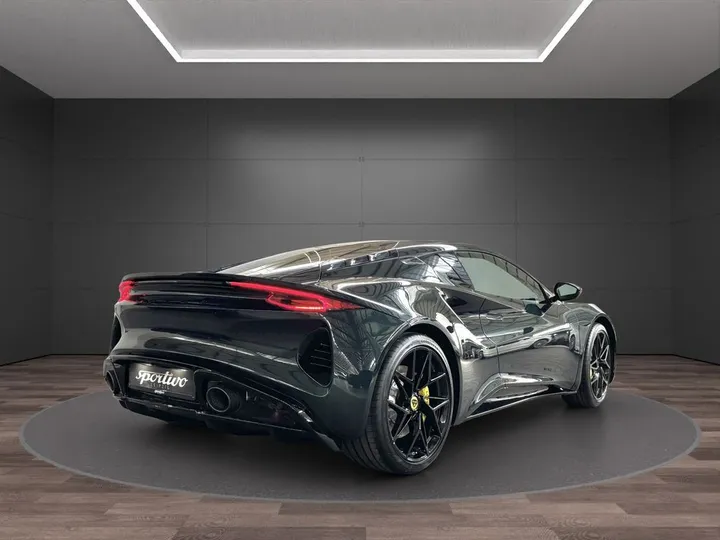 Lotus Emira