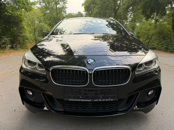 BMW 218