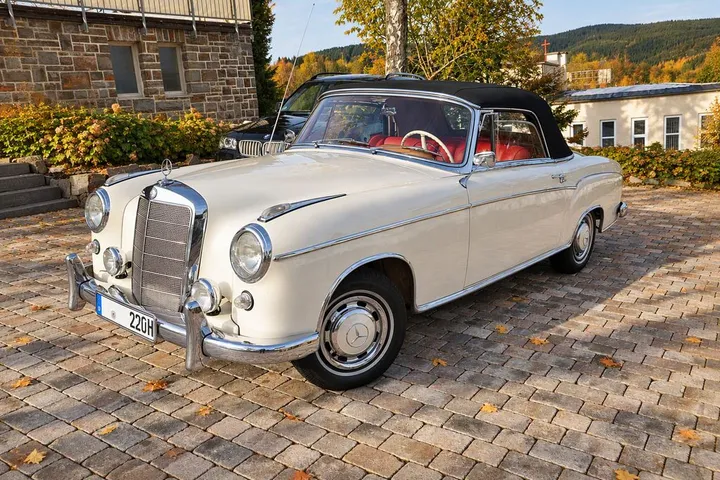 Mercedes-Benz 220