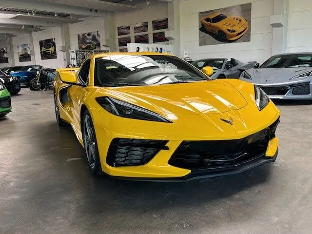 Corvette C8