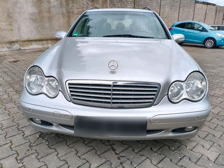 Mercedes-Benz C 200