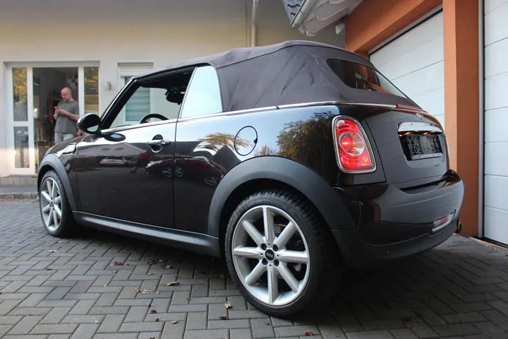 MINI Cooper Cabrio