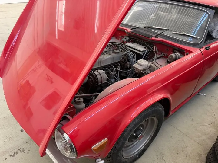 Triumph TR6