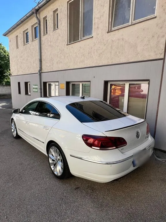 Volkswagen Passat CC