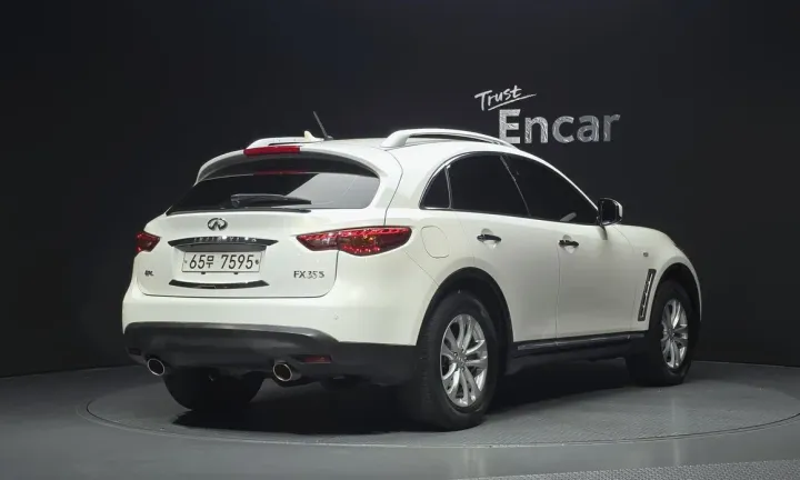 Infiniti FX