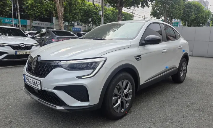 Renault-KoreaSamsung Arkana