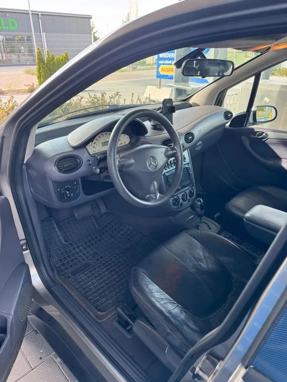 Mercedes-Benz A 190