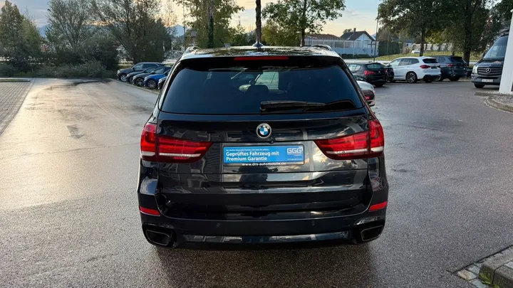 BMW X5 M50