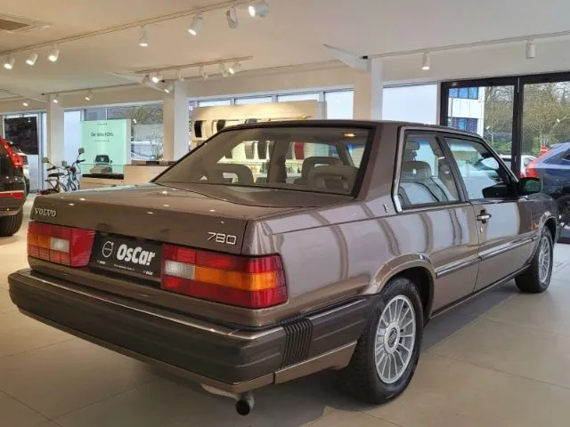 Volvo 780