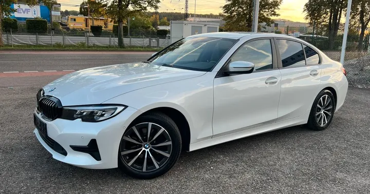 BMW 320