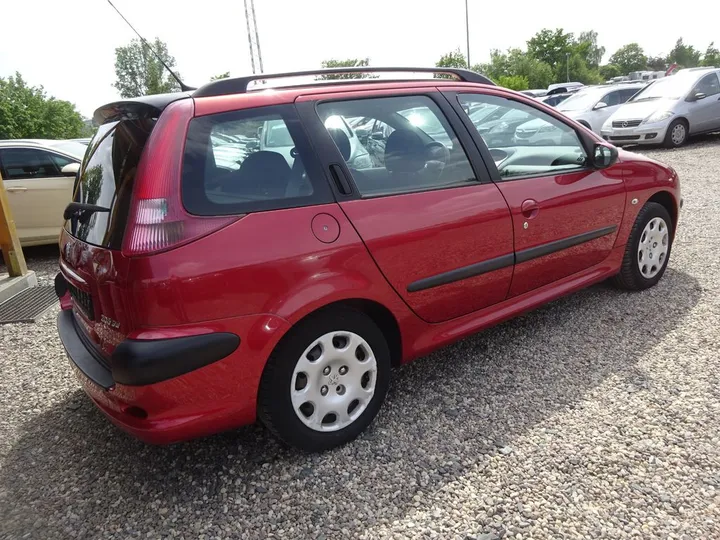 Peugeot 206