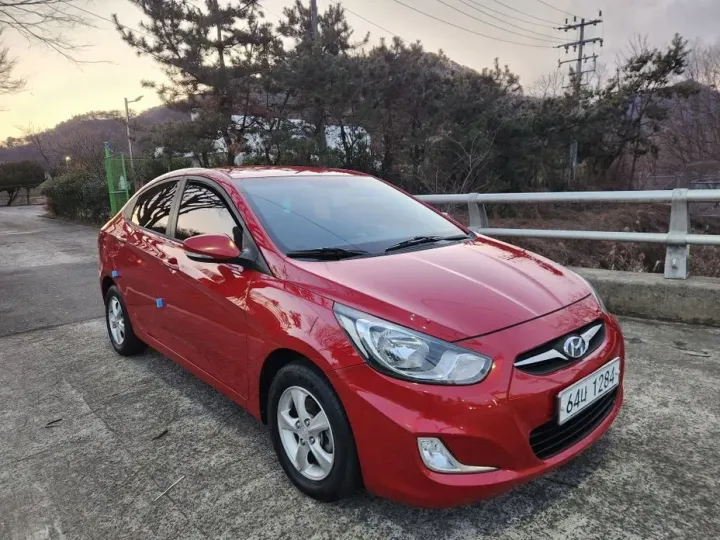 Hyundai Accent