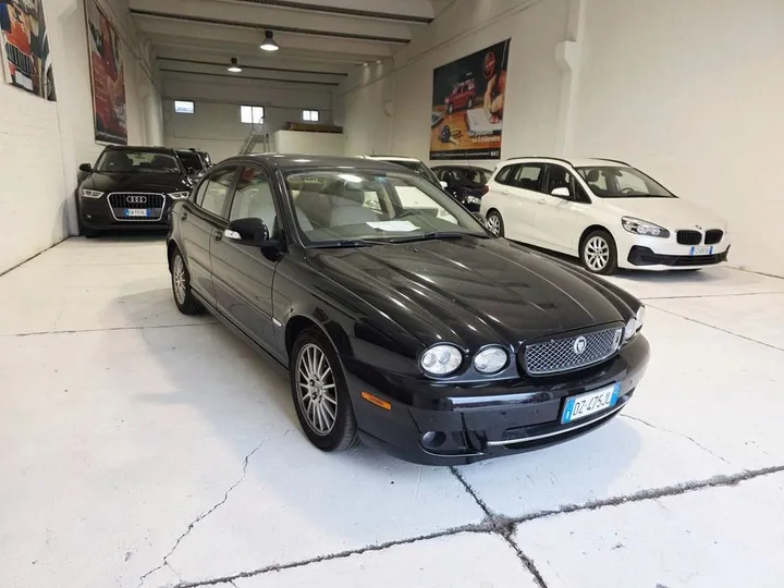 Jaguar X-Type