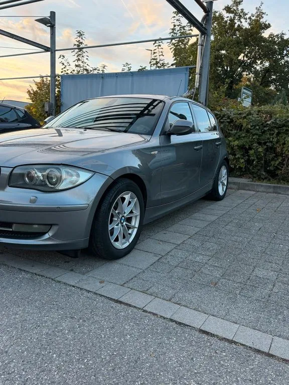 BMW 120