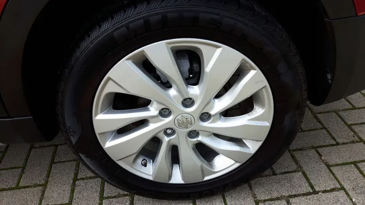 Suzuki (SX4) S-Cross
