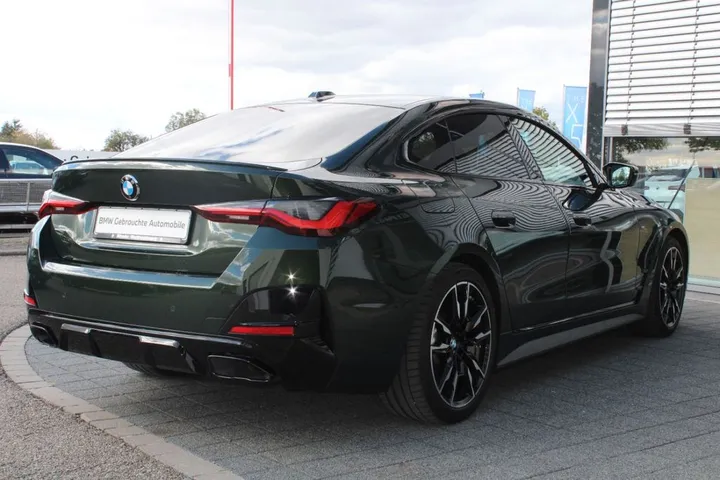 BMW M440