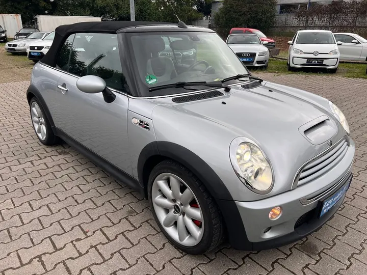 MINI John Cooper Works Cabrio