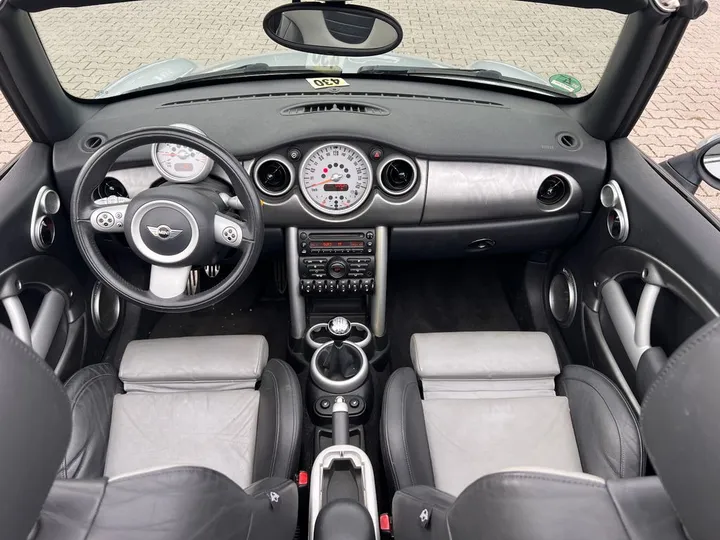 MINI John Cooper Works Cabrio