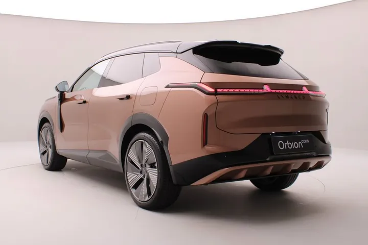 Lynk&Co 08