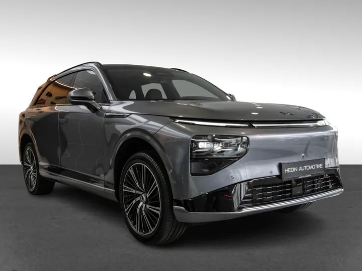 XPENG G9