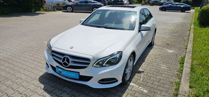 Mercedes-Benz E 200
