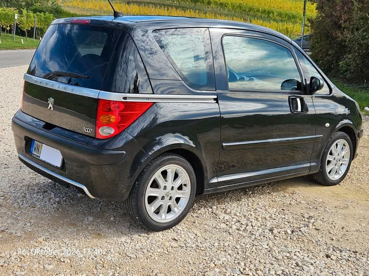 Peugeot 1007