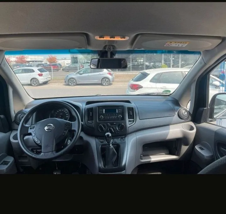 Nissan NV200