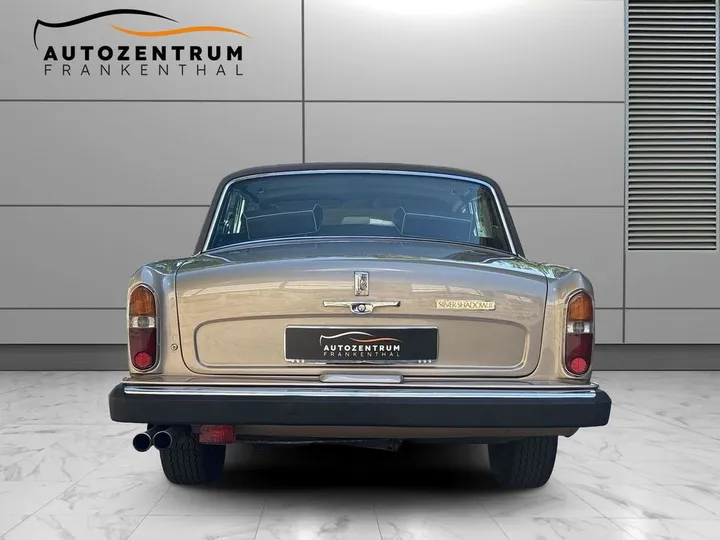 Rolls-Royce Silver Shadow
