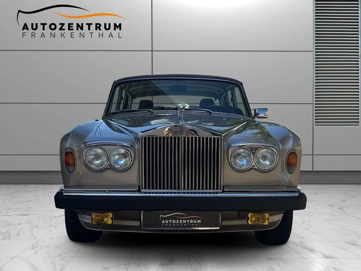 Rolls-Royce Silver Shadow
