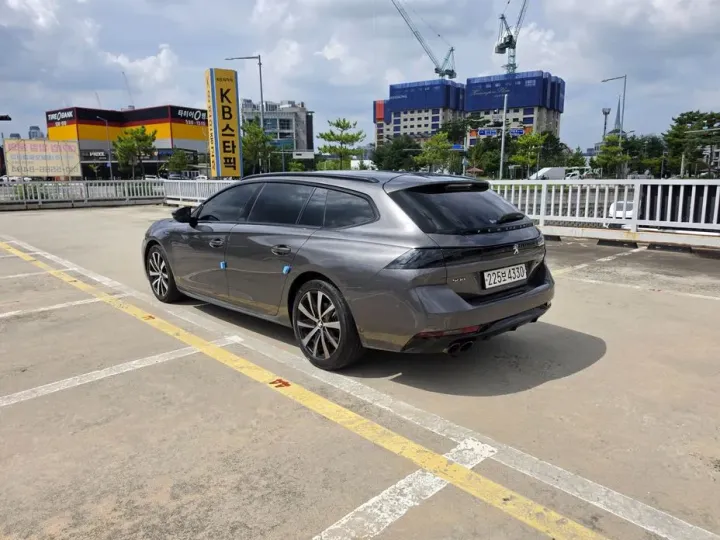 Peugeot 508