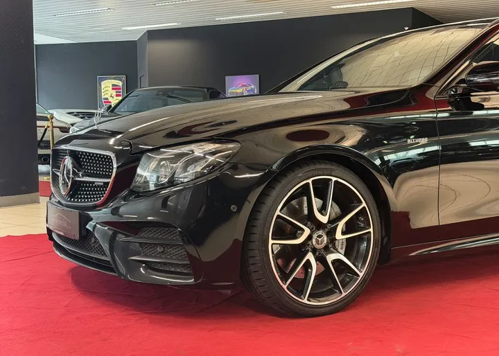 Mercedes-Benz E 43 AMG