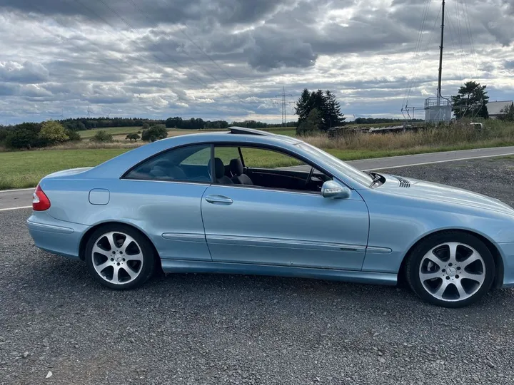 Mercedes-Benz CLK 200