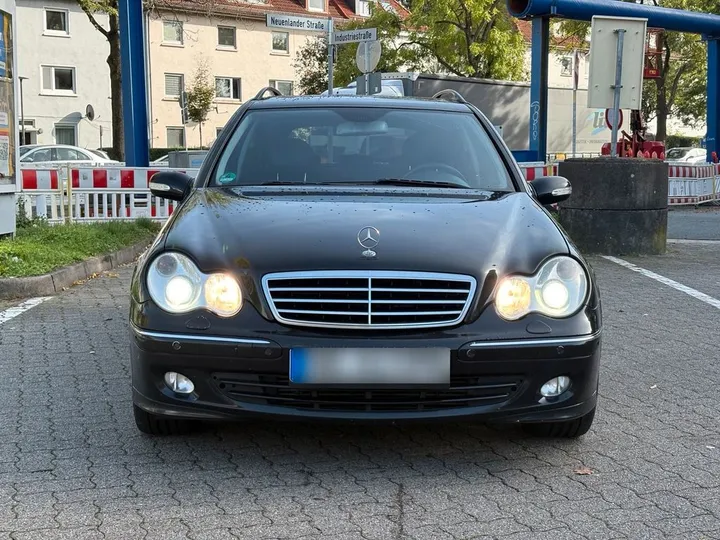 Mercedes-Benz C 270
