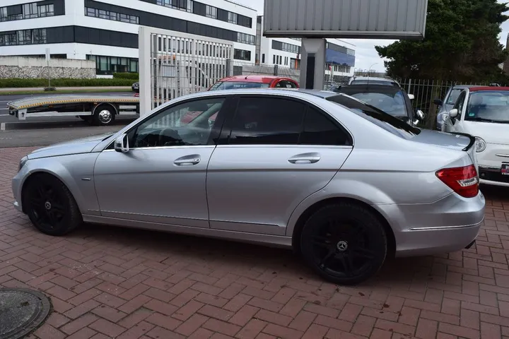 Mercedes-Benz C 180