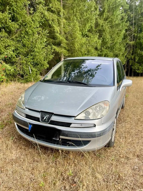 Peugeot 807