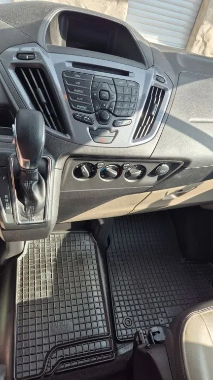 Ford Tourneo Custom
